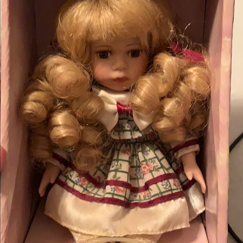 A 2000 year addition from the Christina collection